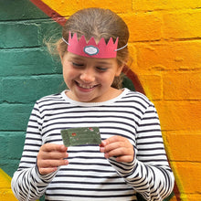 'Who am I?' Christmas Cracker Crown Kit