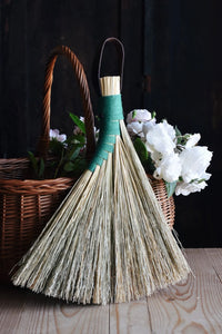 Turkey Wing Broomcorn Hand Brush, Green