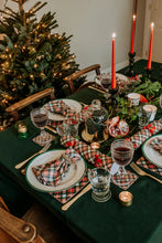 Traditional Tartan Luxury Christmas Crackers