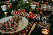 Traditional Tartan Luxury Christmas Crackers