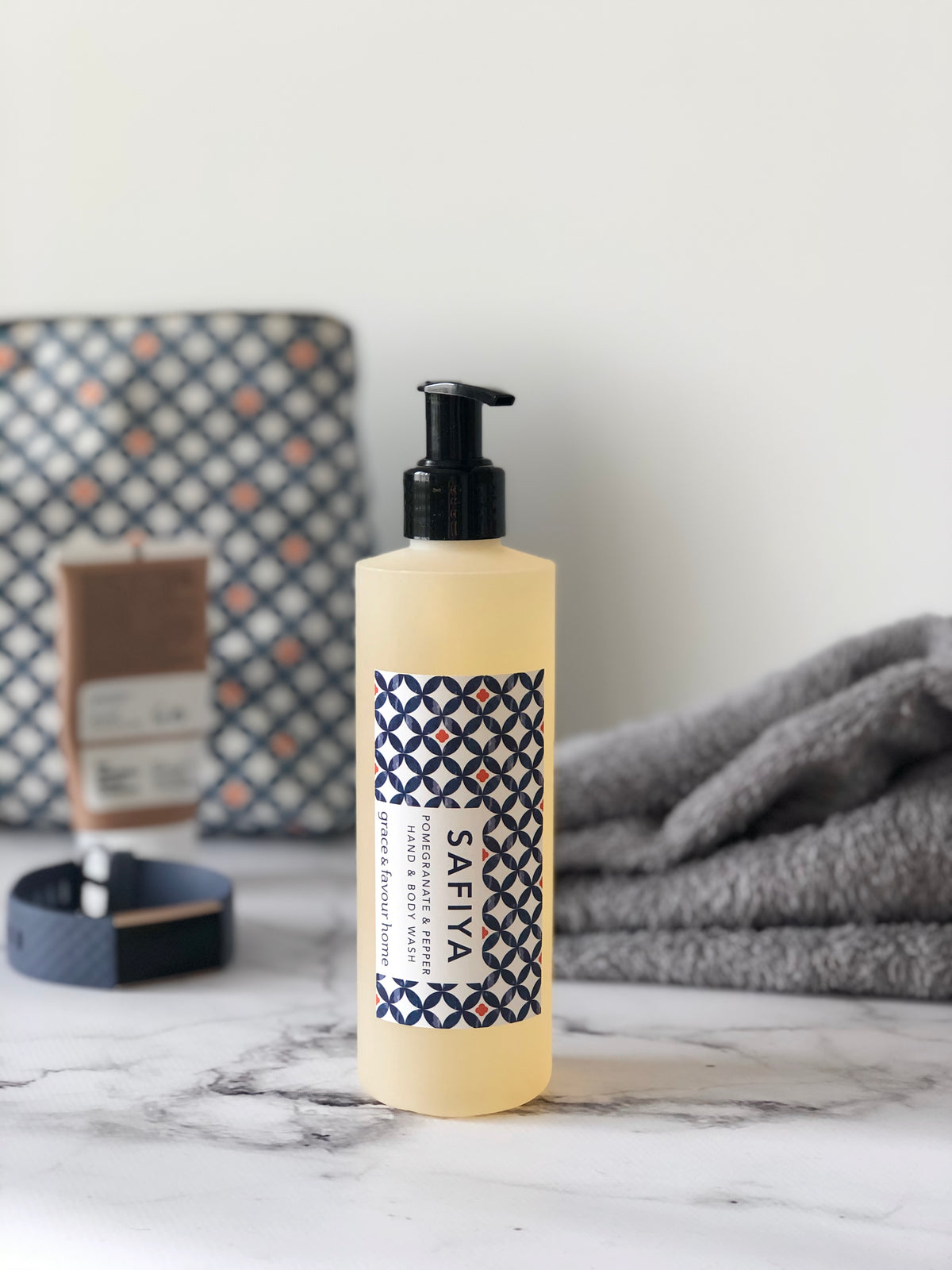 Safiya Hand & Body Wash - Pomegranate & Pepper