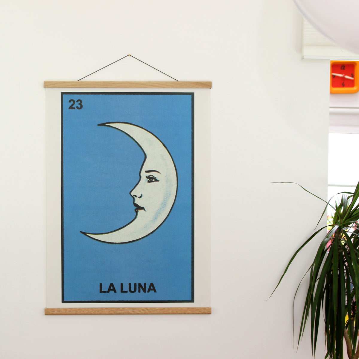 Oak Poster Hanger 20"