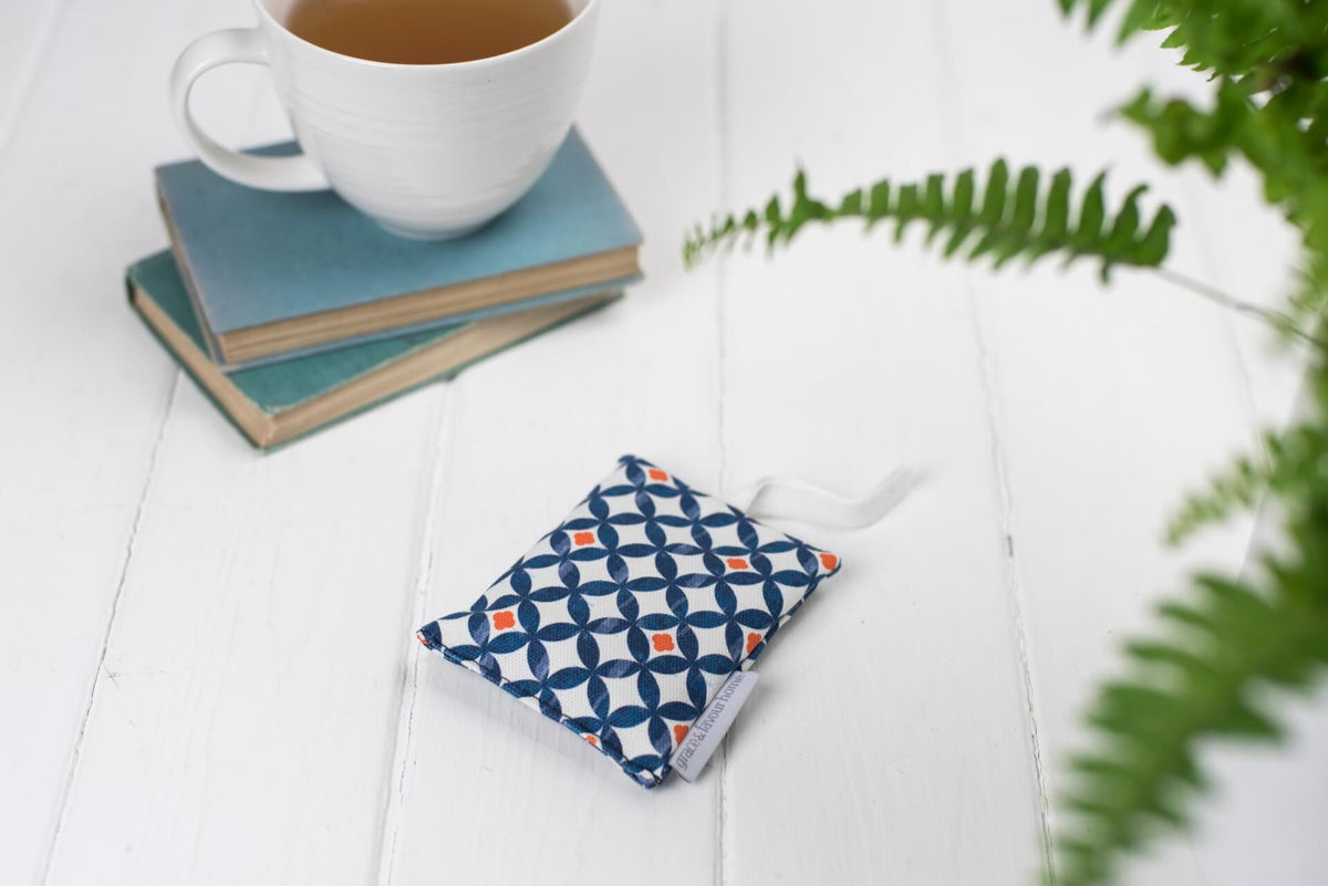 Safiya Lavender Bag